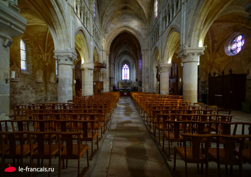Église Notre-Dame-d'Auvers внутри. Фото: Илья Думов, le-francais.ru